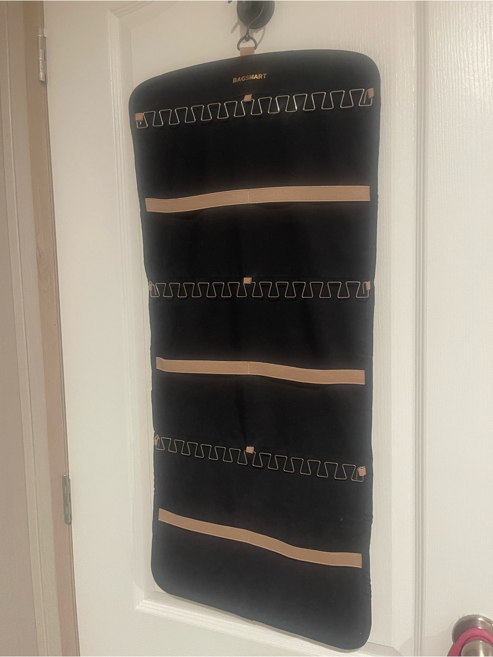 BAGSMART Black and Tan Over-the-Door Jewelry Storage Organizer